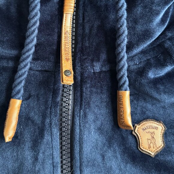 NAKETANO VELOUR ZIP UP AND JOGGERS IN NAVY - Picture 5 of 9